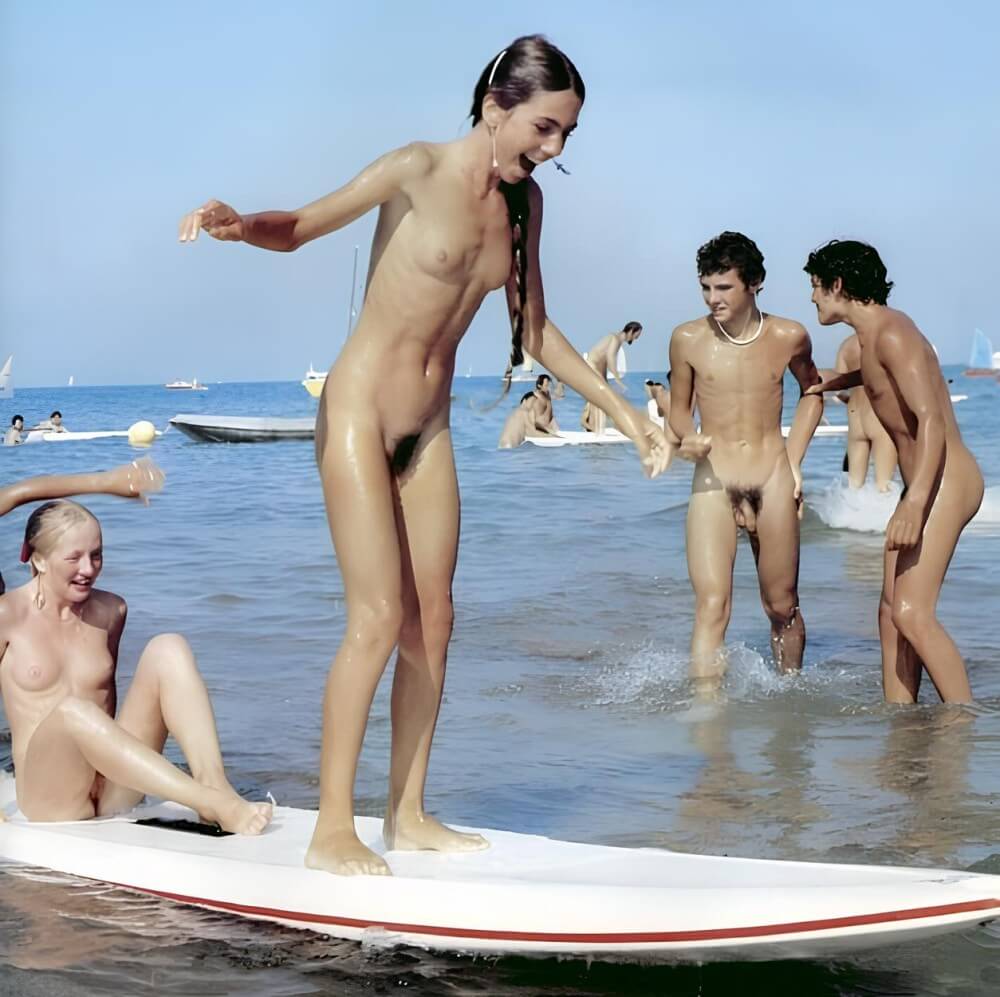 Retro naturism beautiful photos - Many naked men and women