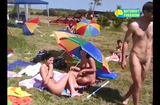 Naturist Freedom Bathing and Gravel Pit - Blending in with the crowd of nudists