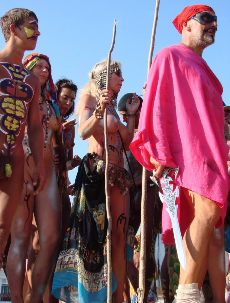 Neptune Day Mountain Top pics - Naturism teaches you to accept yourself and others