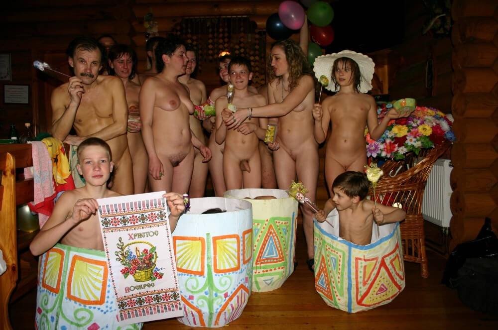 Easter Group Memories pics - Naturism teaches us to accept and respect ourselves and others without inhibition