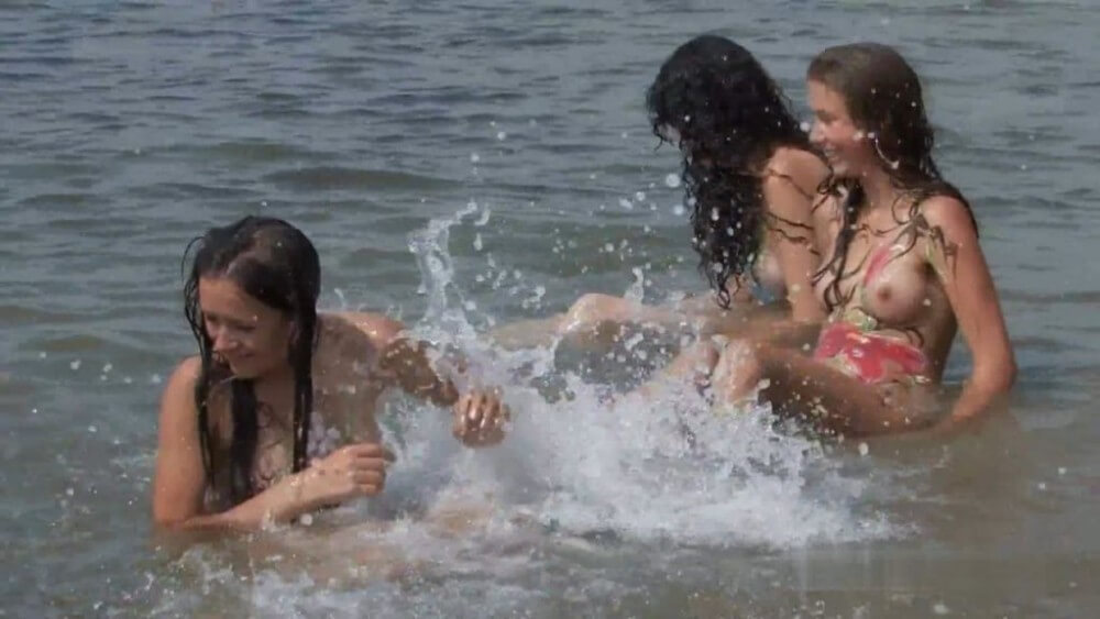 Body Art At Nudist Beach - Freedom and harmony in the practice of nudism and the naturist movement