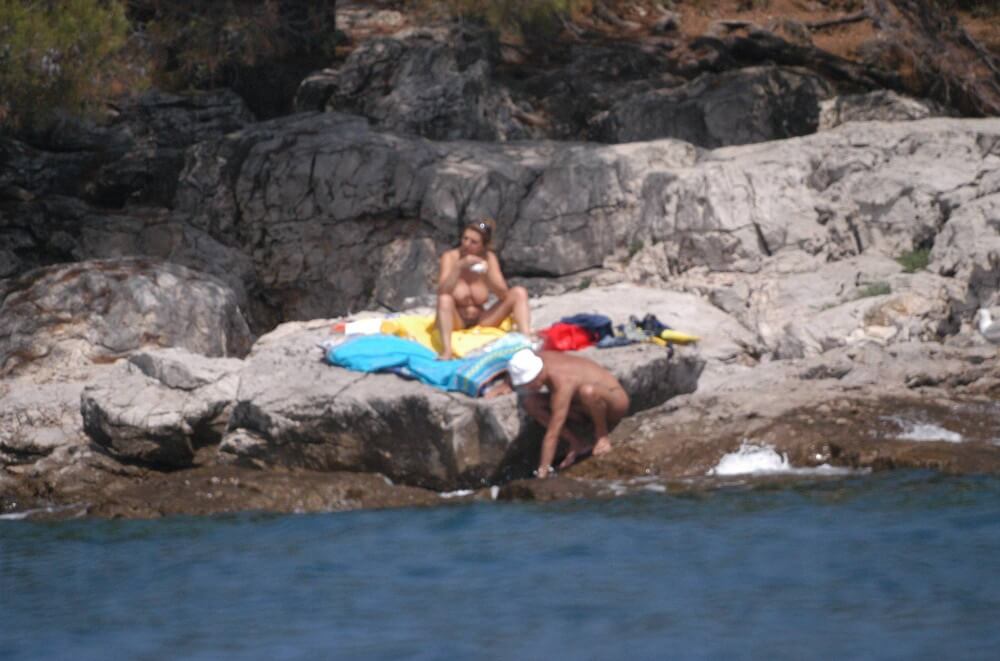 Croatian Rock-Front Coast pics - Most nudists are motivated solely by a sense of comfort