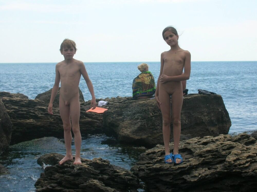 Beach Rocking Profile pics - Naturism helps us understand the important fact that the body is part of nature
