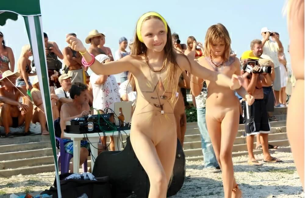 Nudist beauty contest photos - Getting rid of swimsuits