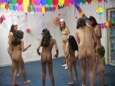 Naturist Freedom: Princess - Being oneself and accepting ones body as core principles of naturism and nudism