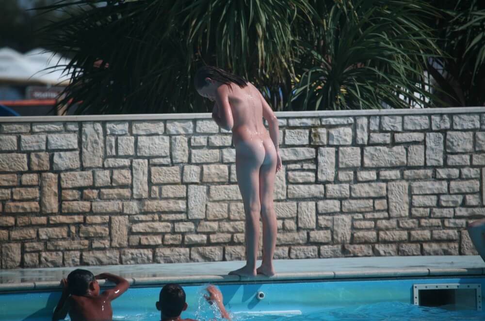 Naturist Pool-Side Singles pics - Nudity is seen as a natural and beautiful aspect of life
