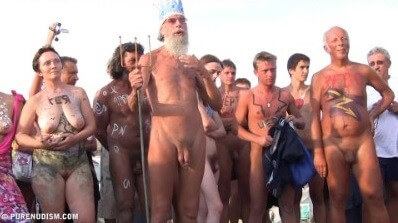 Cool Day At The Beach 5 - The community of naturist movement supporters and their values