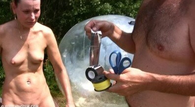Daytime family picnic # 1 - Nudism and naturism help us break free from imposed stereotypes