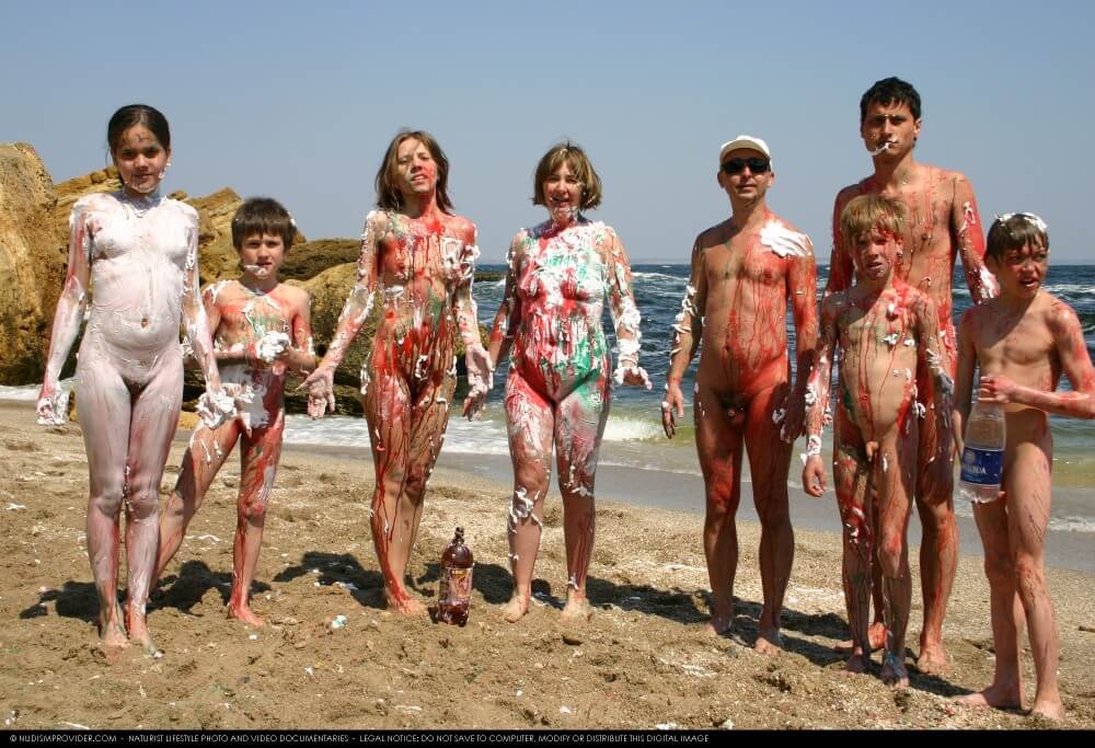 Naturism photo gallery # 58 - Naturism teaches respect for nature