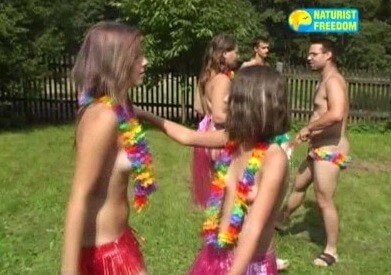 Naturist Freedom: European Hawaii - Nature is the best home for a naturist