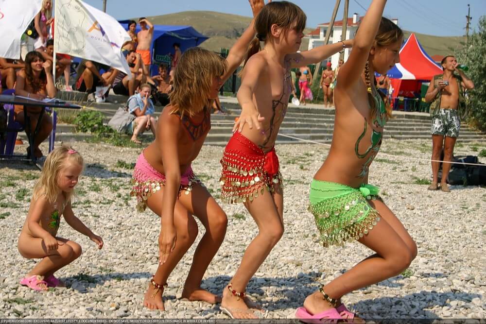 Festival and dancing photos - Naturism teaches respect and love for the natural world