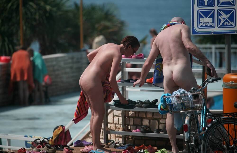 Pool Arrivals and Departures pics - Freedom of the body means equality for all