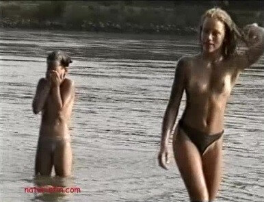 Naturistin: Dirty Girls - Radical nudism materials
