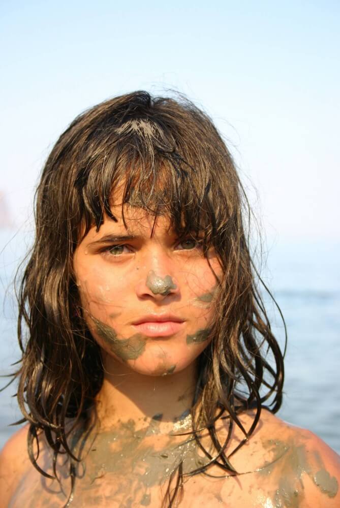 Courageous Naturist Girl pics - Many see bodily freedom as an important value