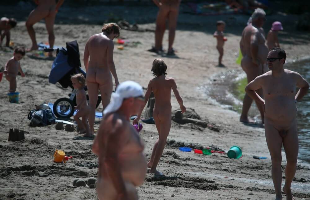 Jr Coastal Beach Paradise pics - Naturists love movement and activity