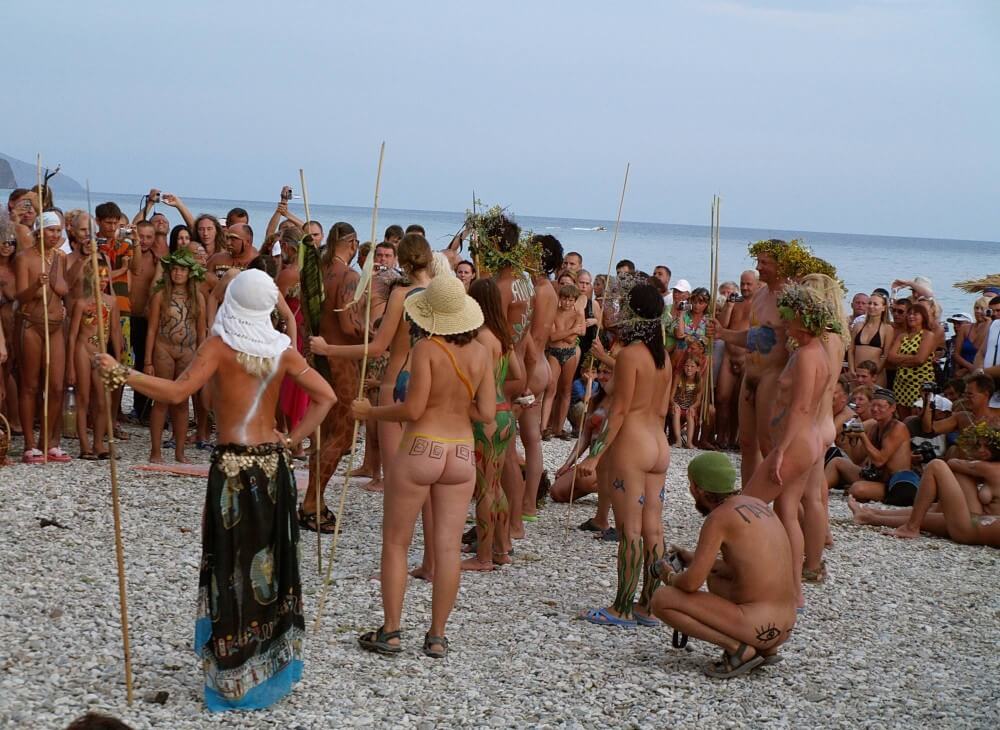 Naturist Party Mega Bash pics - Naturism teaches us to accept differences and imperfections without shame or insecurities